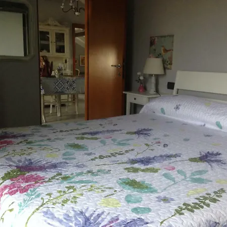 Lägenhet 50 Metri Dal Mare Zona Pedonale 4° Piano No Ascensore Finale Ligure